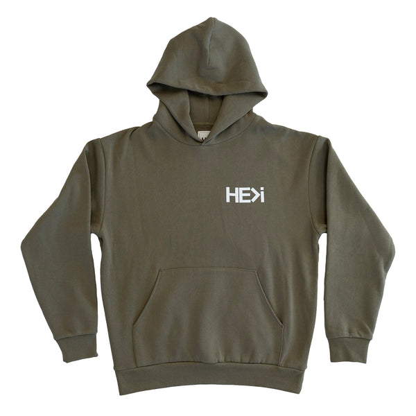 LOGO PULLOVER HOODIE IN OLIVE – HE>i