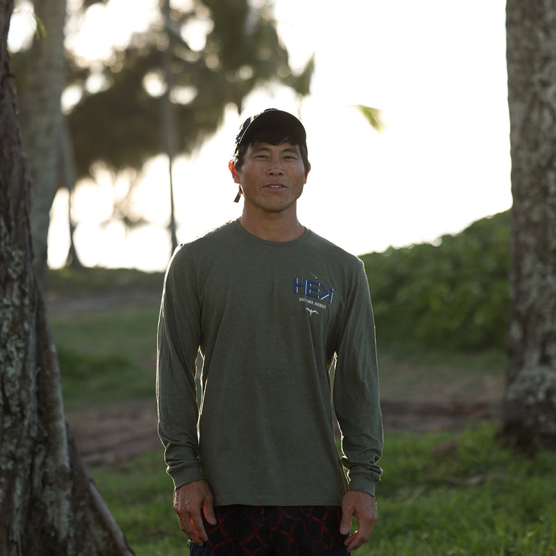 HARBOR LONG-SLEEVE IN MILITARY GREEN